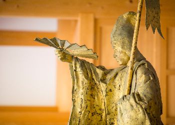 Statue