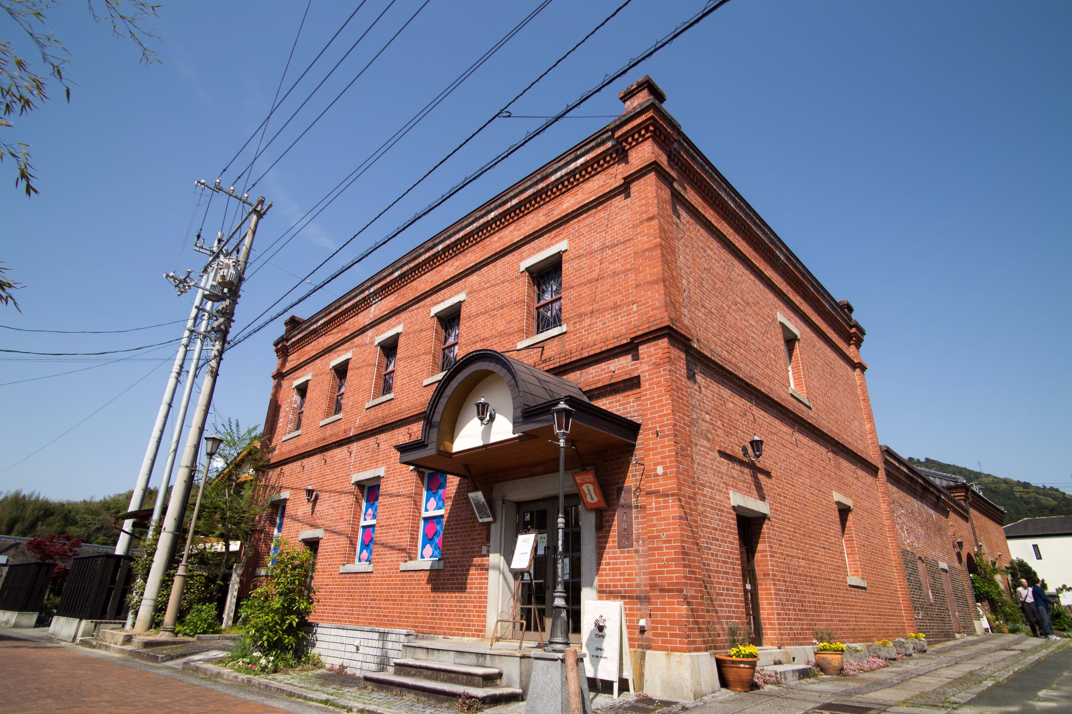 brick building